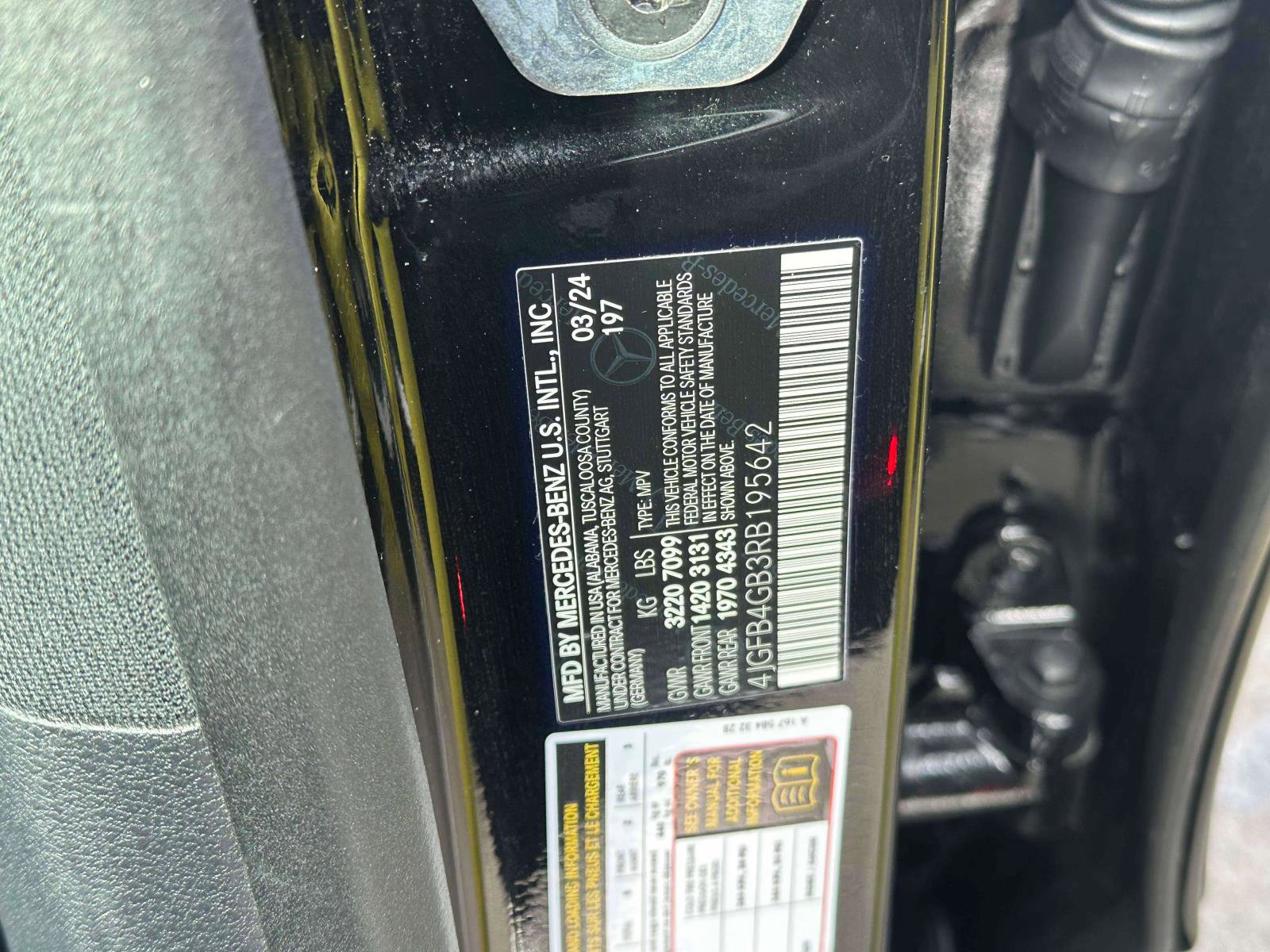 Used 2024 Mercedes-Benz GLE 450e GLE 450e Plug-In Hybrid 4MATIC image 19