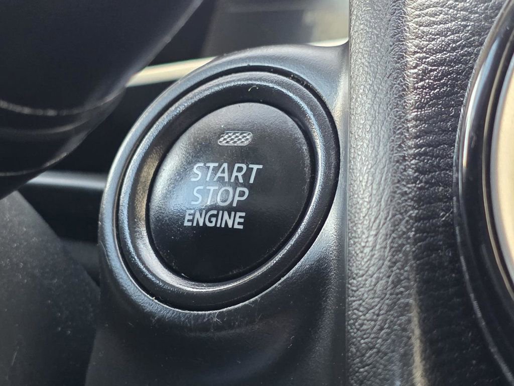 Used 2020 Toyota Yaris LE image 13