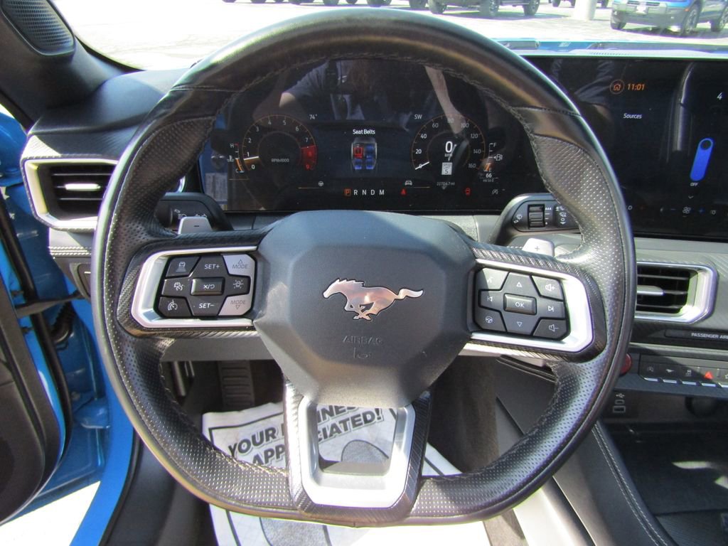 Used 2025 Ford Mustang GT Premium RWD image 23