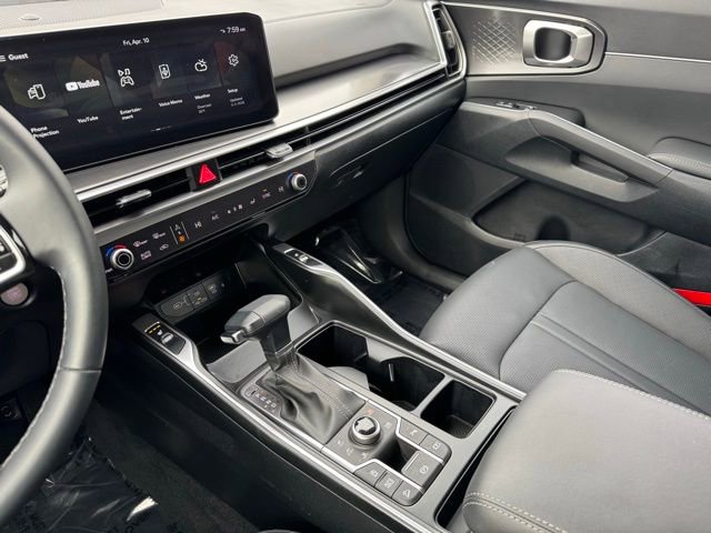 Used 2025 Kia Sorento S image 34