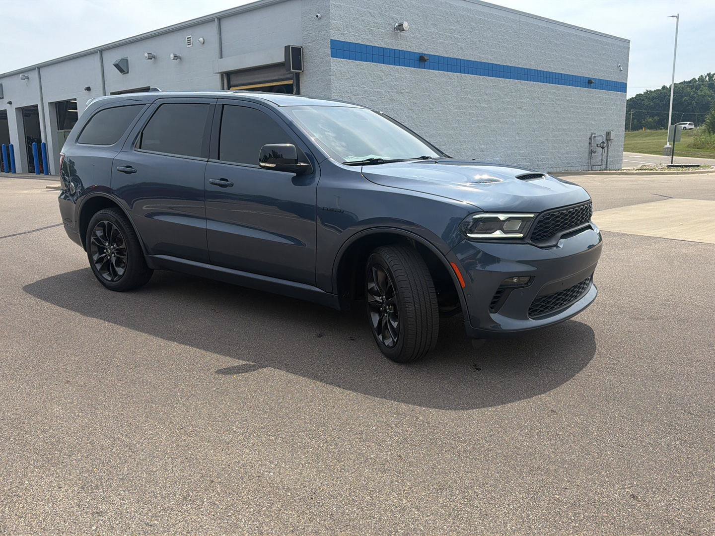 Used 2021 Dodge Durango R/T w/ Blacktop Package AWD/4WD image 10