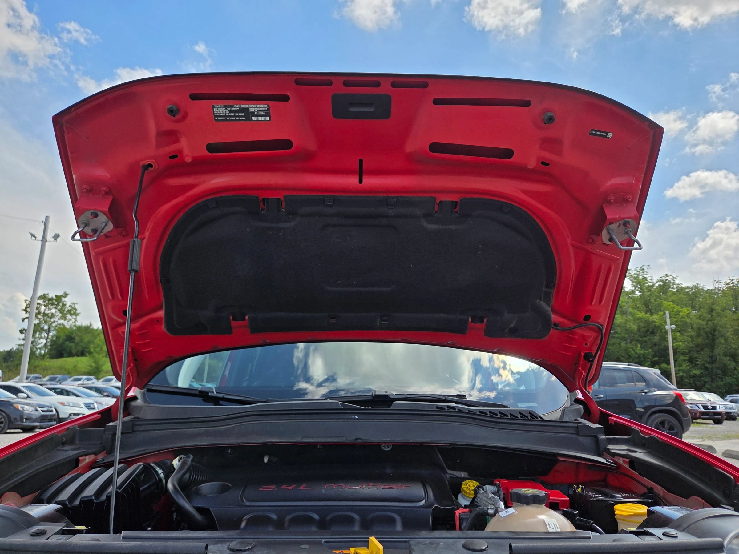 Used 2018 Jeep Renegade Latitude w/ Cold Weather Group AWD/4WD image 24