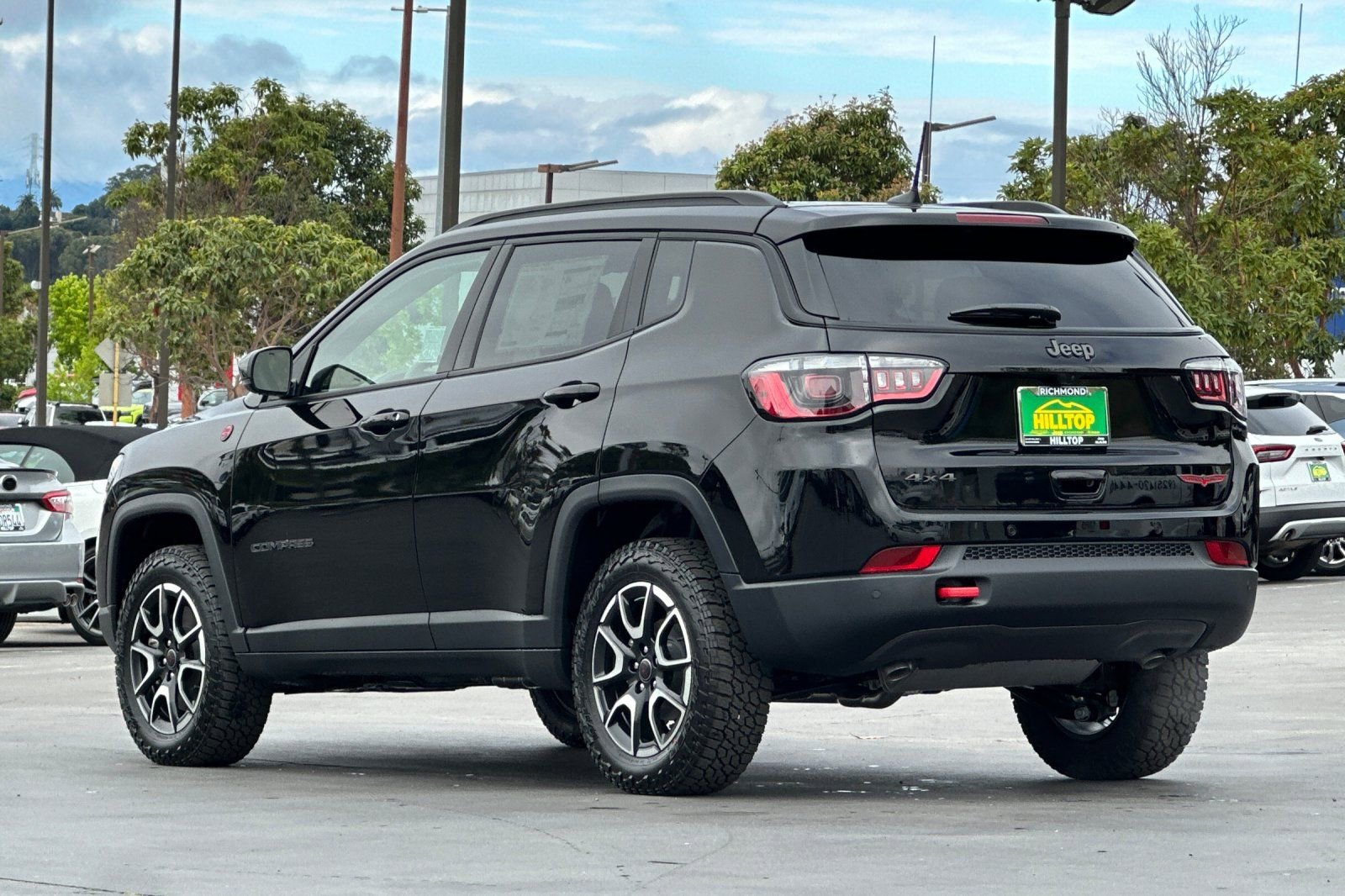 New 2026 Jeep Compass Trailhawk image 6