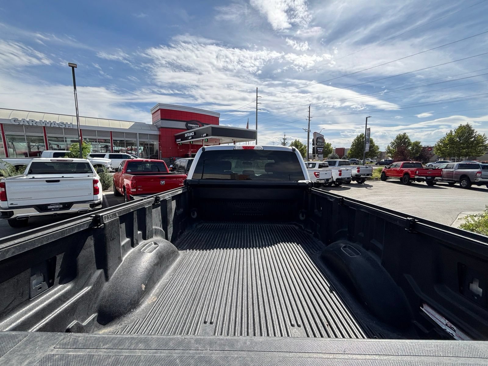 Used 2018 Ford F350 XLT w/ Camper Package AWD/4WD image 10