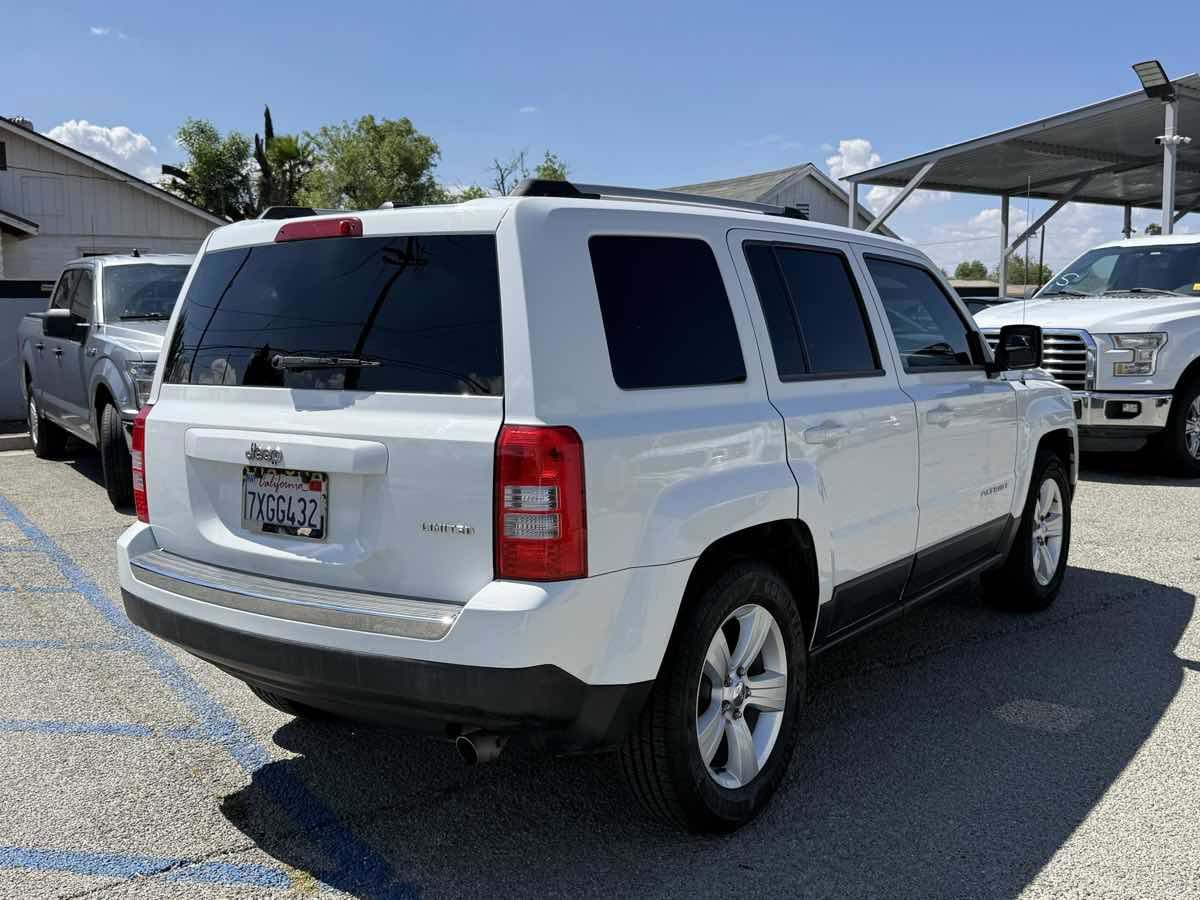 Used 2014 Jeep Patriot Limited FWD image 28