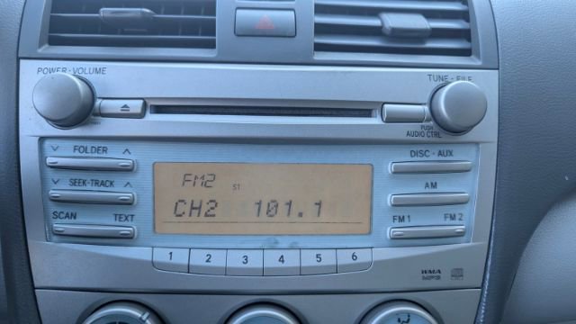 Used 2009 Toyota Camry LE image 35