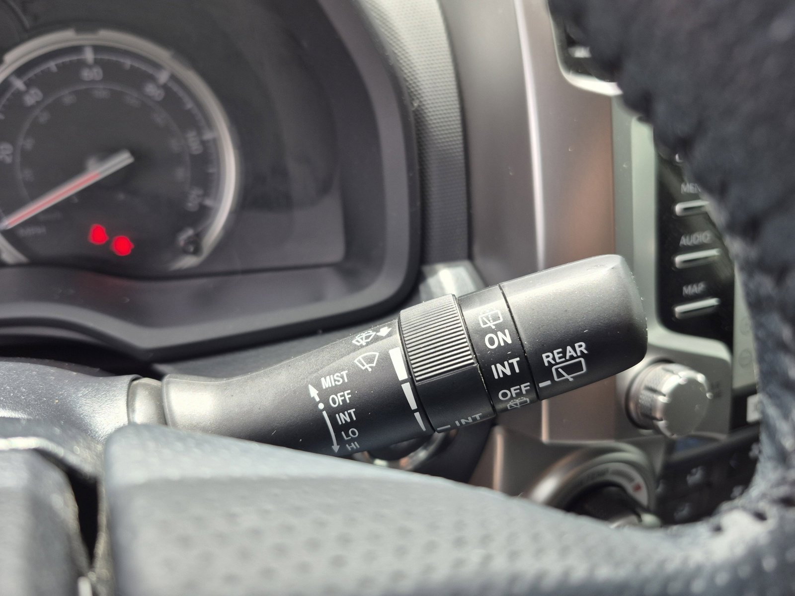 Used 2023 Toyota 4Runner Limited AWD/4WD image 37