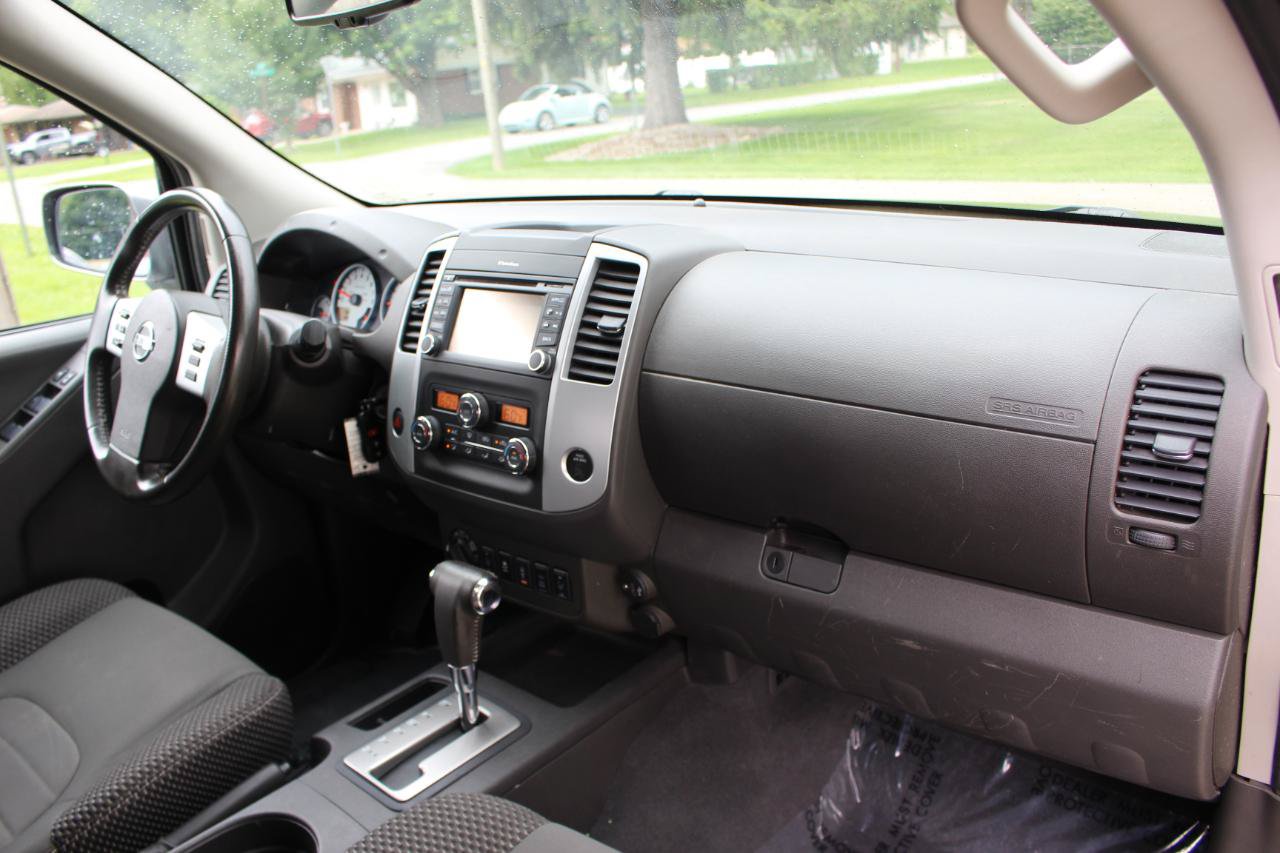 Used 2019 Nissan Frontier PRO-4X AWD/4WD image 38