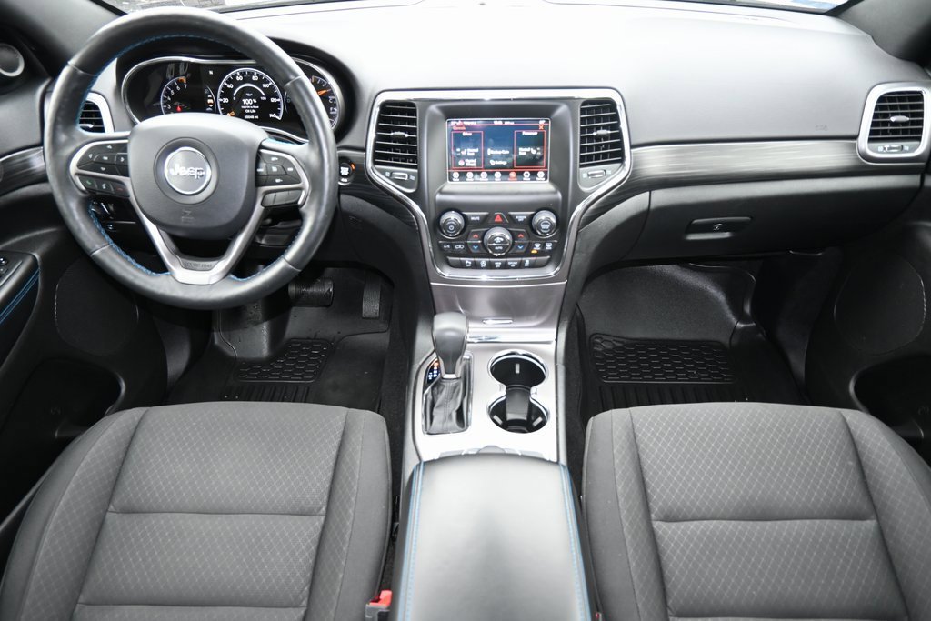 Used 2019 Jeep Grand Cherokee Laredo image 15