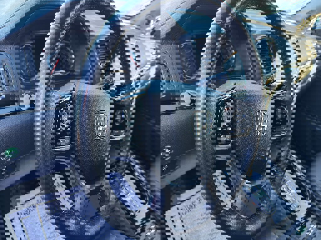 Used 2020 Honda Pilot Touring image 14