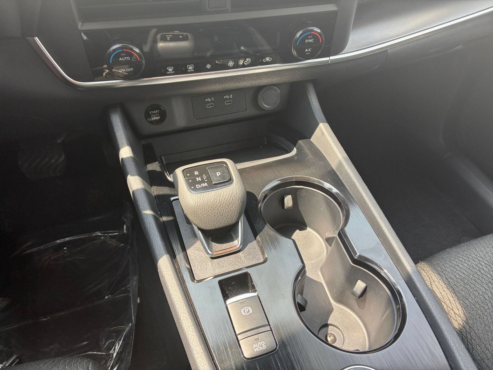 Used 2025 Nissan Rogue SV AWD/4WD image 31