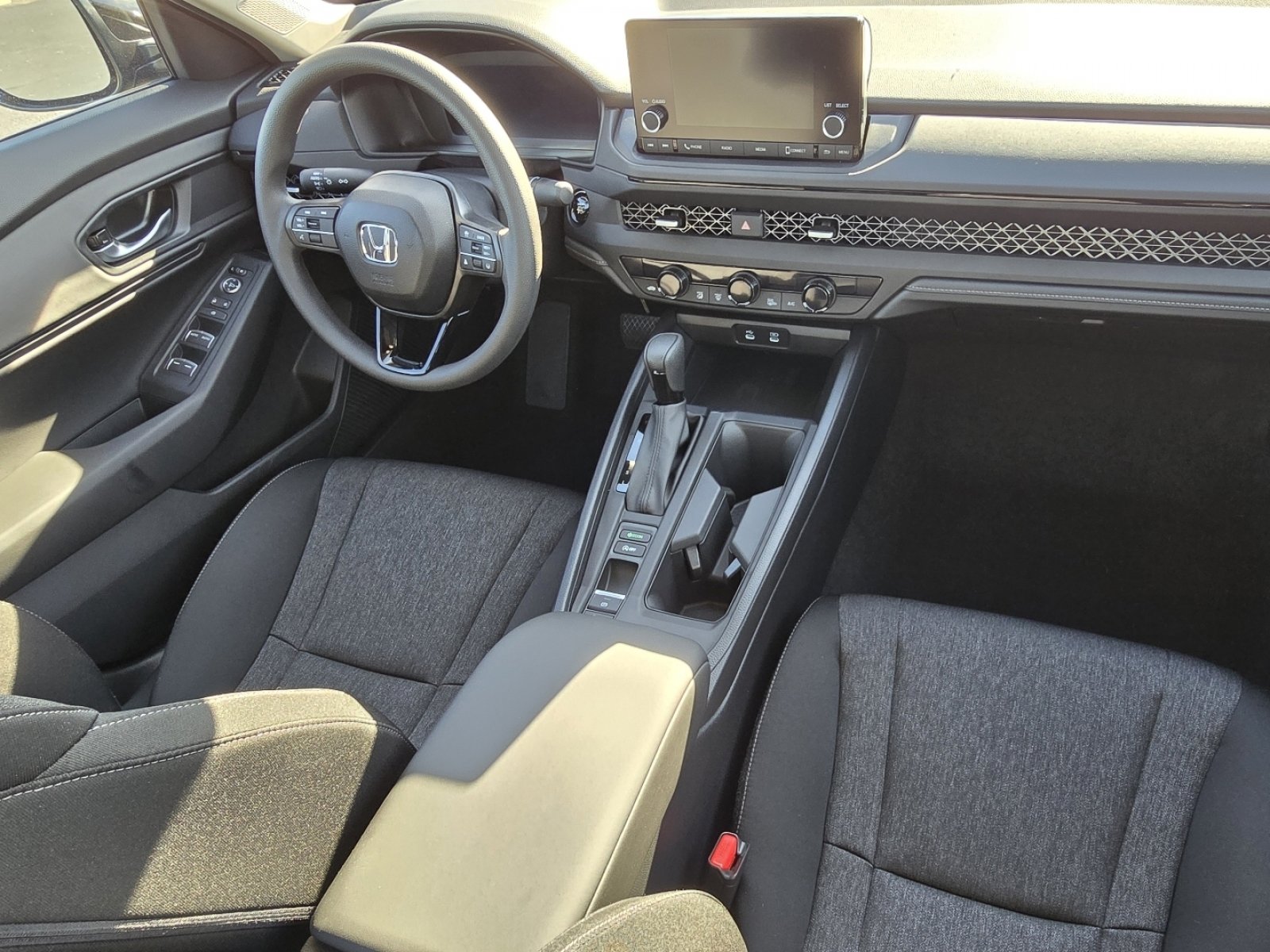 New 2025 Honda Accord SE image 22