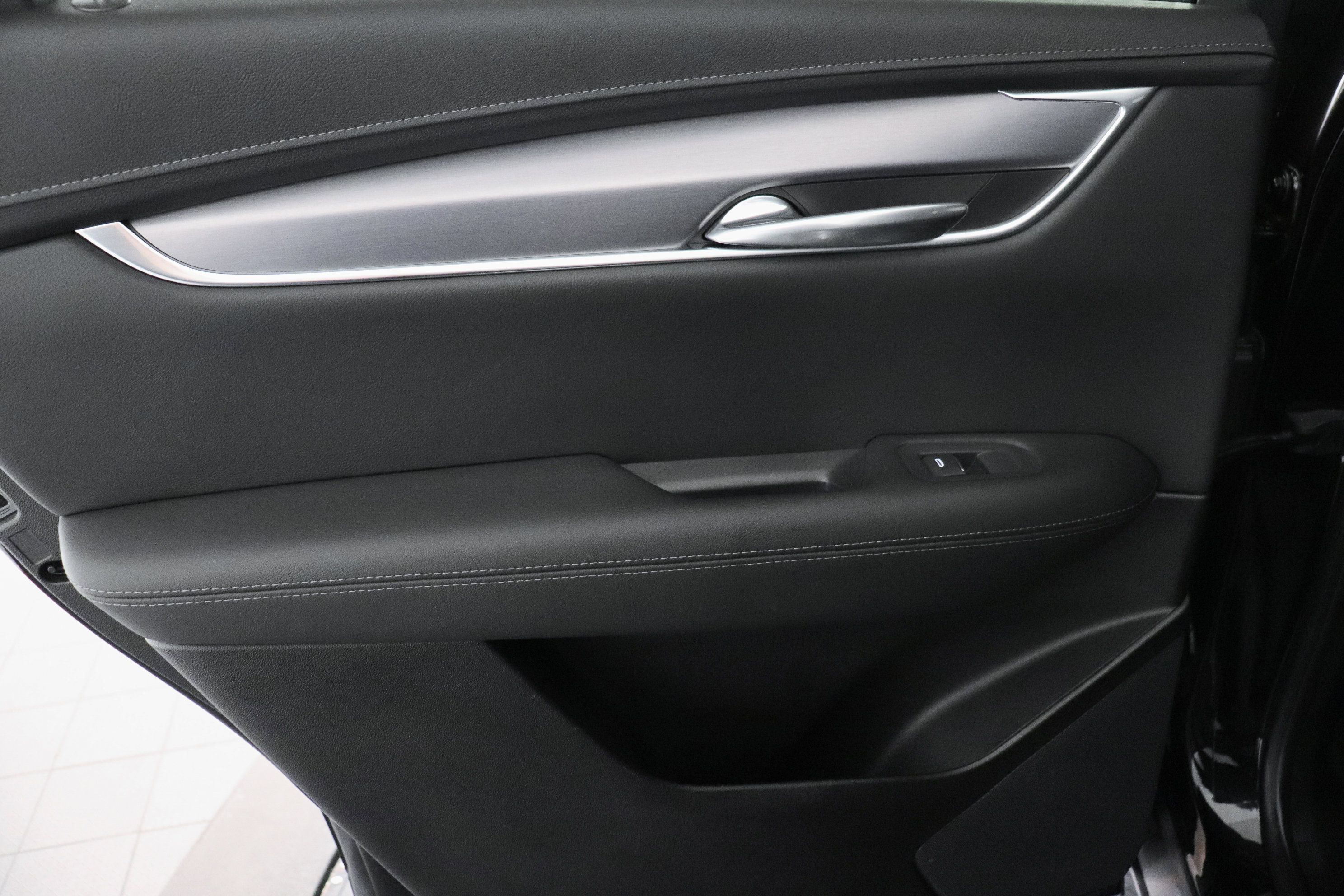 Used 2022 Cadillac XT5 Luxury image 16