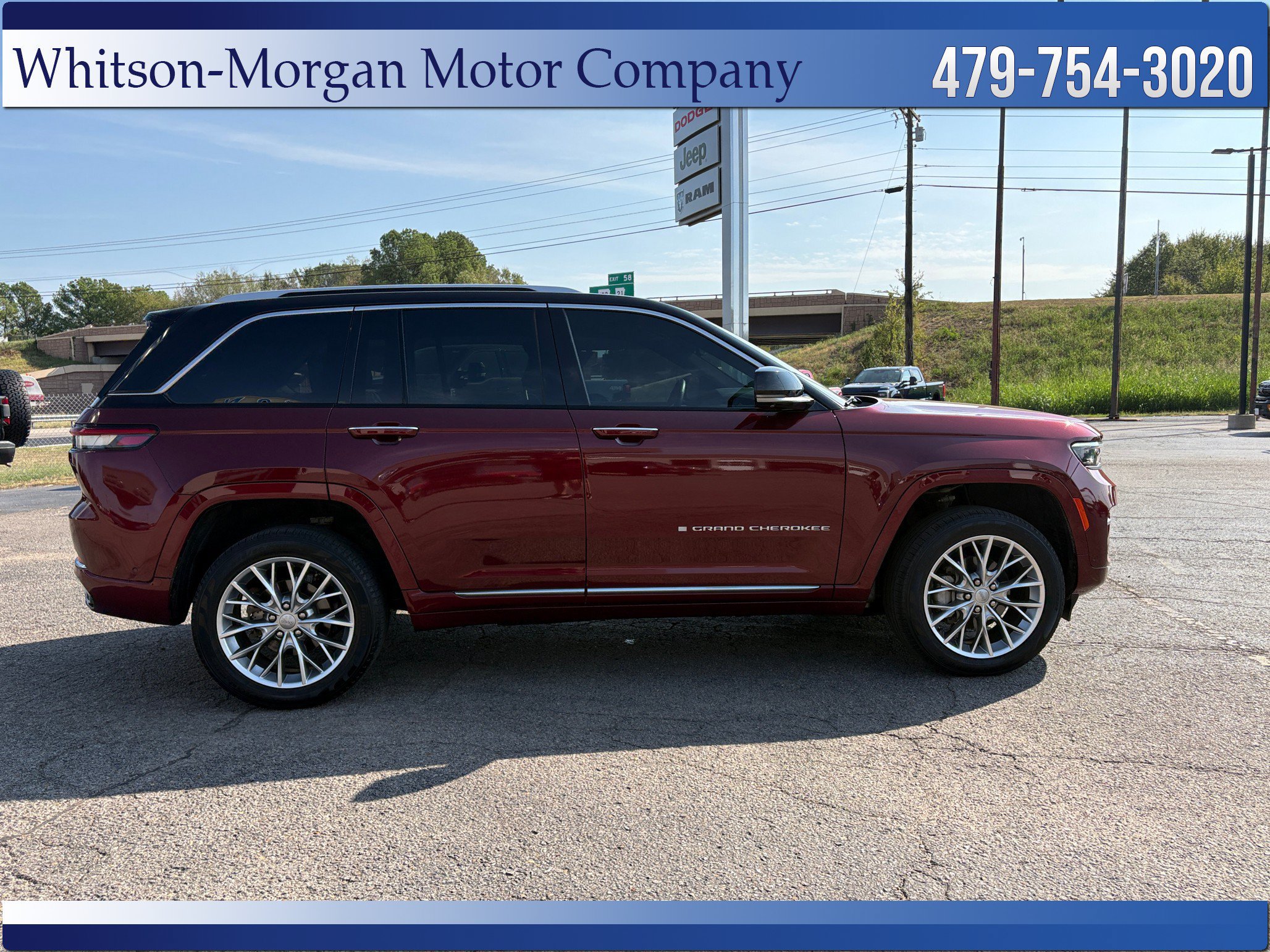 Used 2022 Jeep Grand Cherokee Summit w/ Luxury Tech Group V AWD/4WD image 5