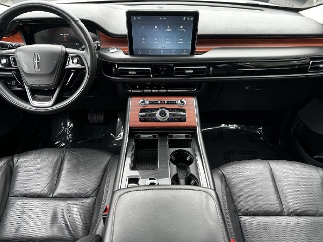 Certified 2023 Lincoln Aviator Reserve w/ Elements Package Plus AWD/4WD image 15