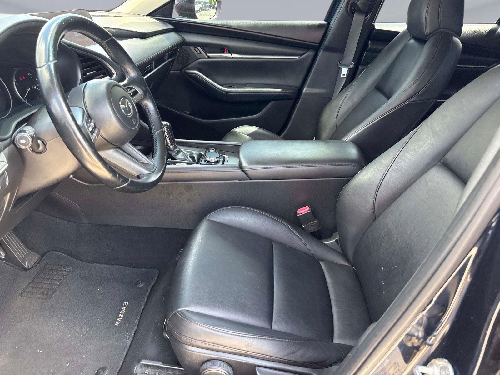 Used 2020 MAZDA MAZDA3 Sedan w/ Select Package image 18