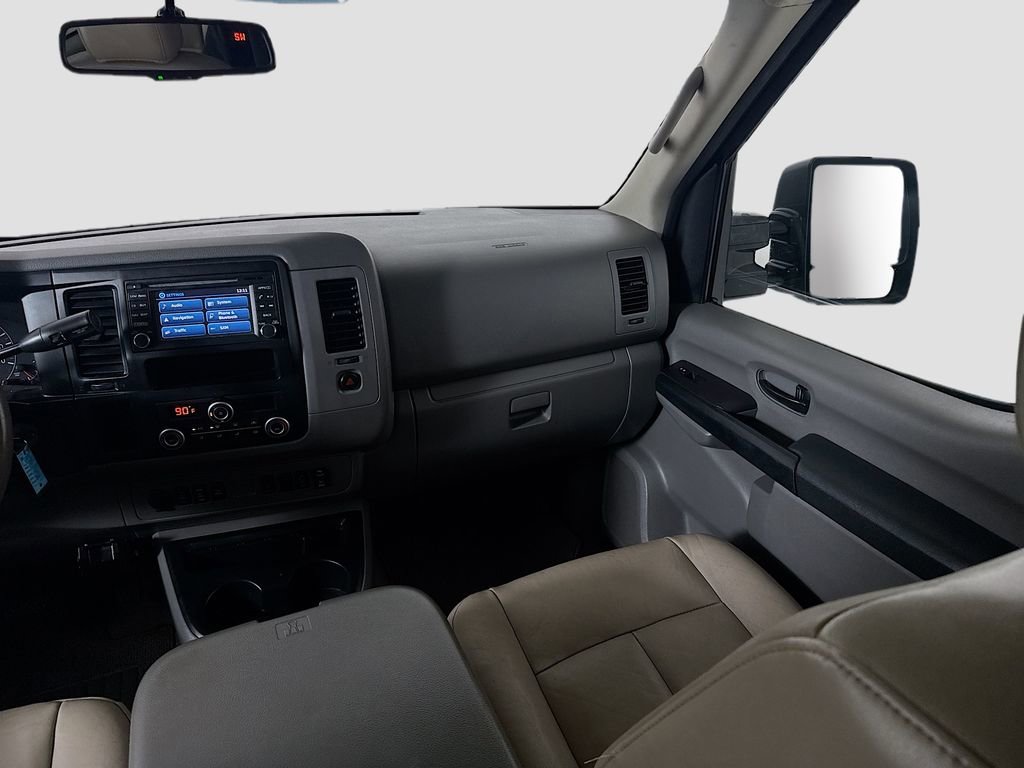 Used 2016 Nissan NV 3500 SL image 20