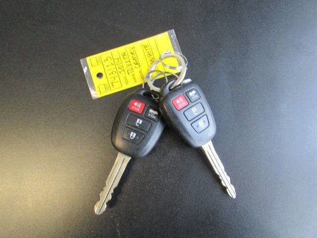 Used 2014 Toyota Camry SE image 23