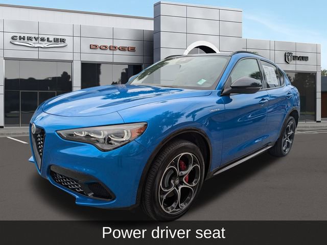 Used 2024 Alfa Romeo Stelvio Veloce image 8