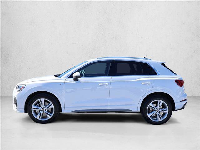 Used 2023 Audi Q3 2.0T Premium Plus w/ Premium Plus Package AWD/4WD image 10