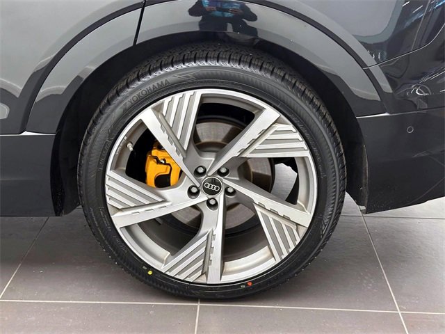 Certified 2023 Audi e-tron Prestige w/ Prestige Package image 8