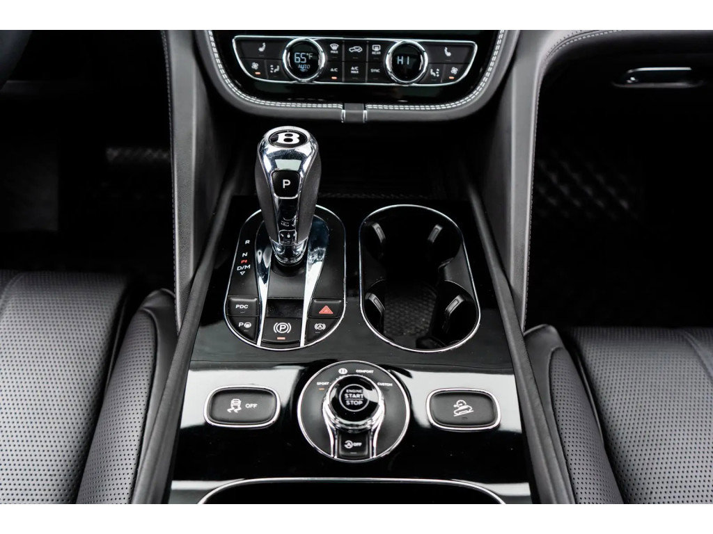 Certified 2022 Bentley Bentayga image 34