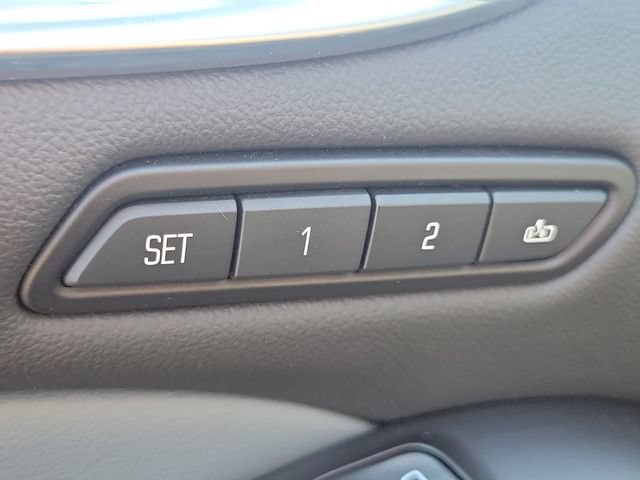 Used 2018 Buick Enclave Premium FWD image 24
