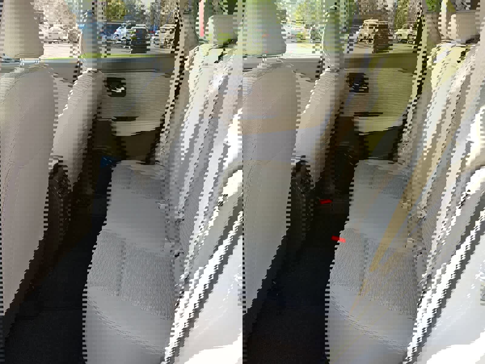 Used 2023 Nissan Rogue SV image 4