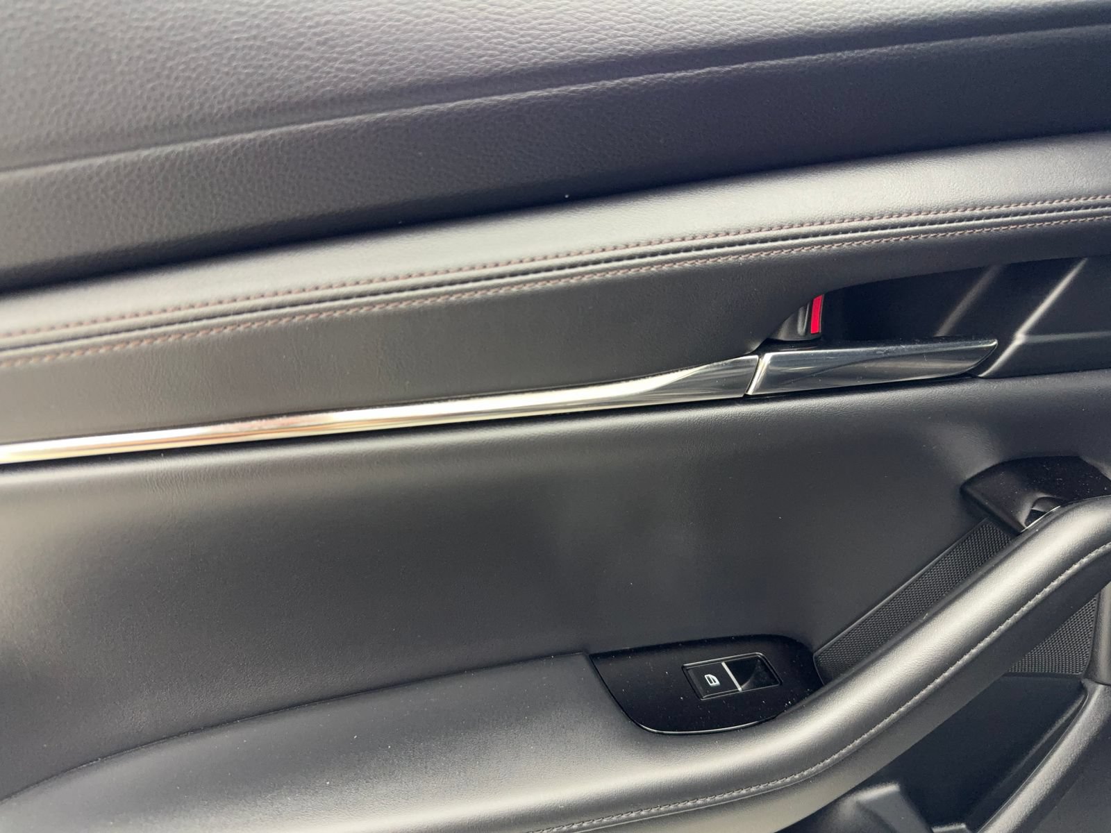 Used 2021 MAZDA MAZDA3 s FWD image 37