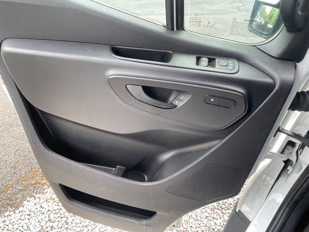 Used 2025 Mercedes-Benz Sprinter 2500 image 9