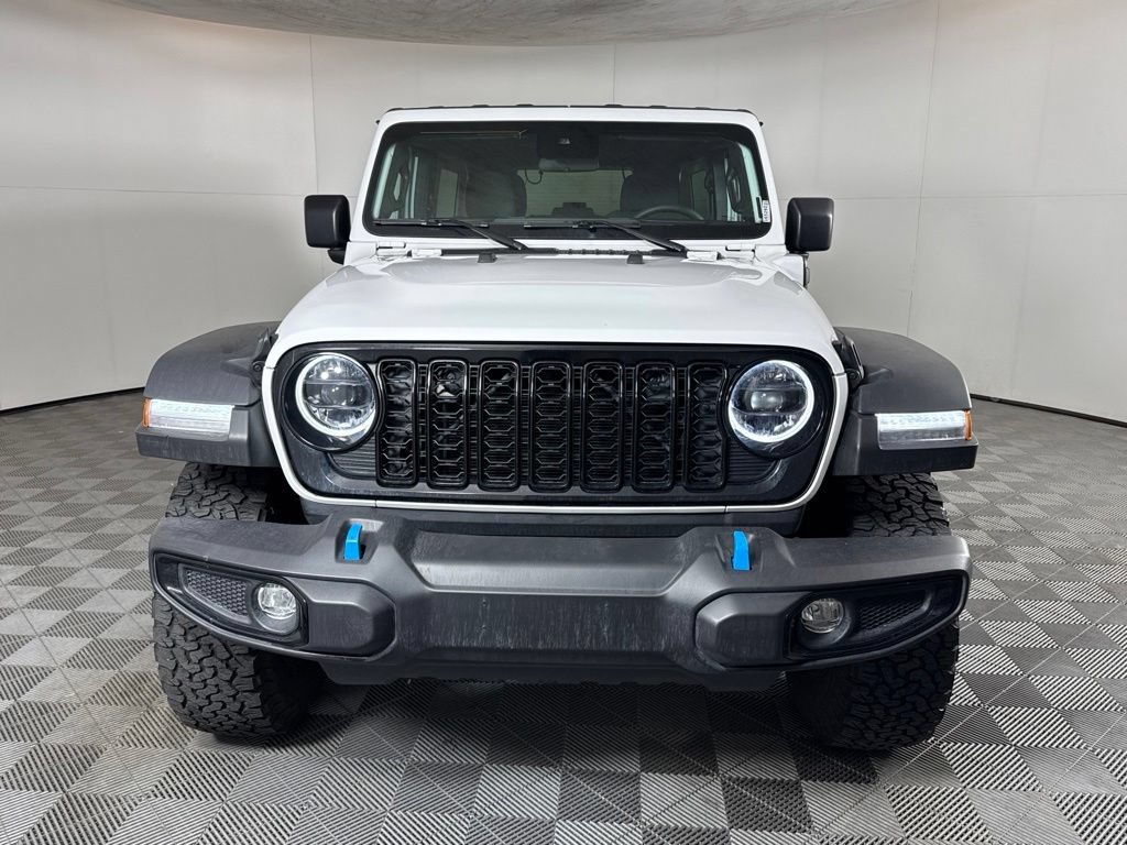 Certified 2024 Jeep Wrangler Unlimited AWD/4WD image 2