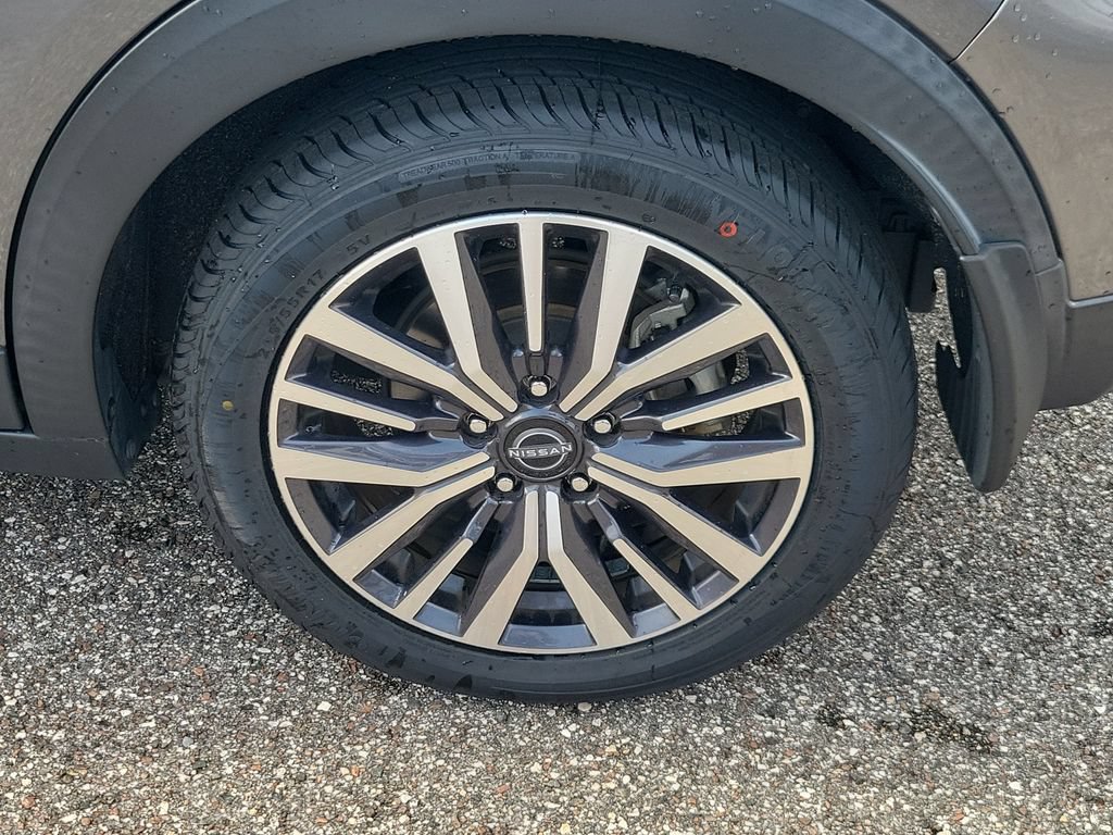 Certified 2022 Nissan Kicks SV FWD image 5