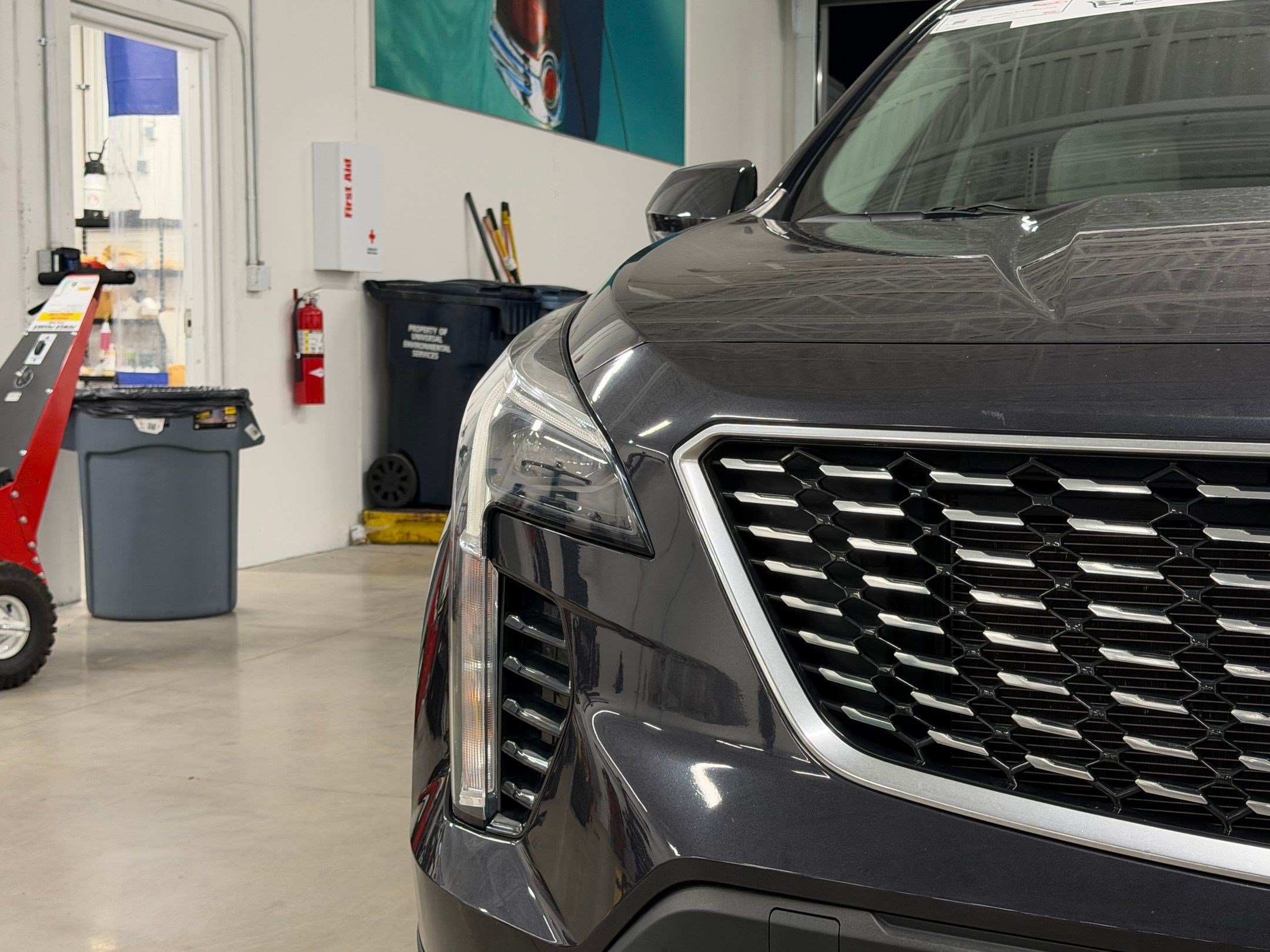 Used 2022 Cadillac XT4 Luxury w/ Driver Awareness Package FWD image 11