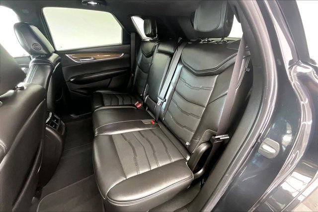 Used 2019 Cadillac XT5 Platinum AWD/4WD image 19