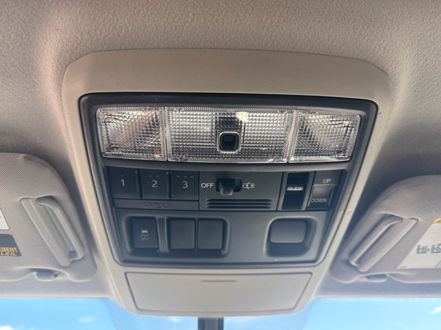 Used 2018 Toyota 4Runner SR5 Premium RWD image 36