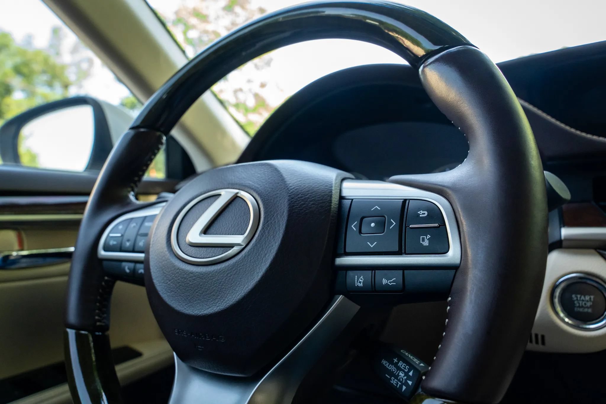 Used 2017 Lexus ES 350 w/ Luxury Package FWD image 30