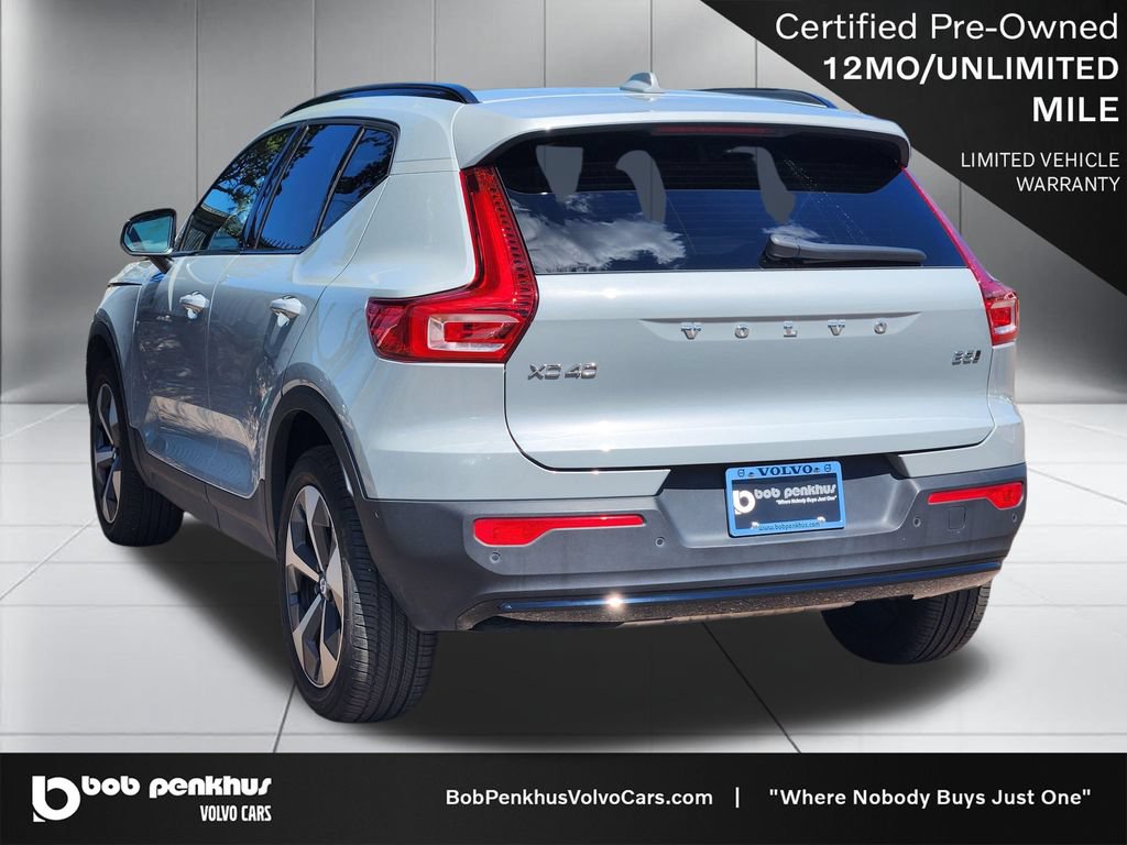 Used 2025 Volvo XC40 B5 Plus AWD/4WD image 27
