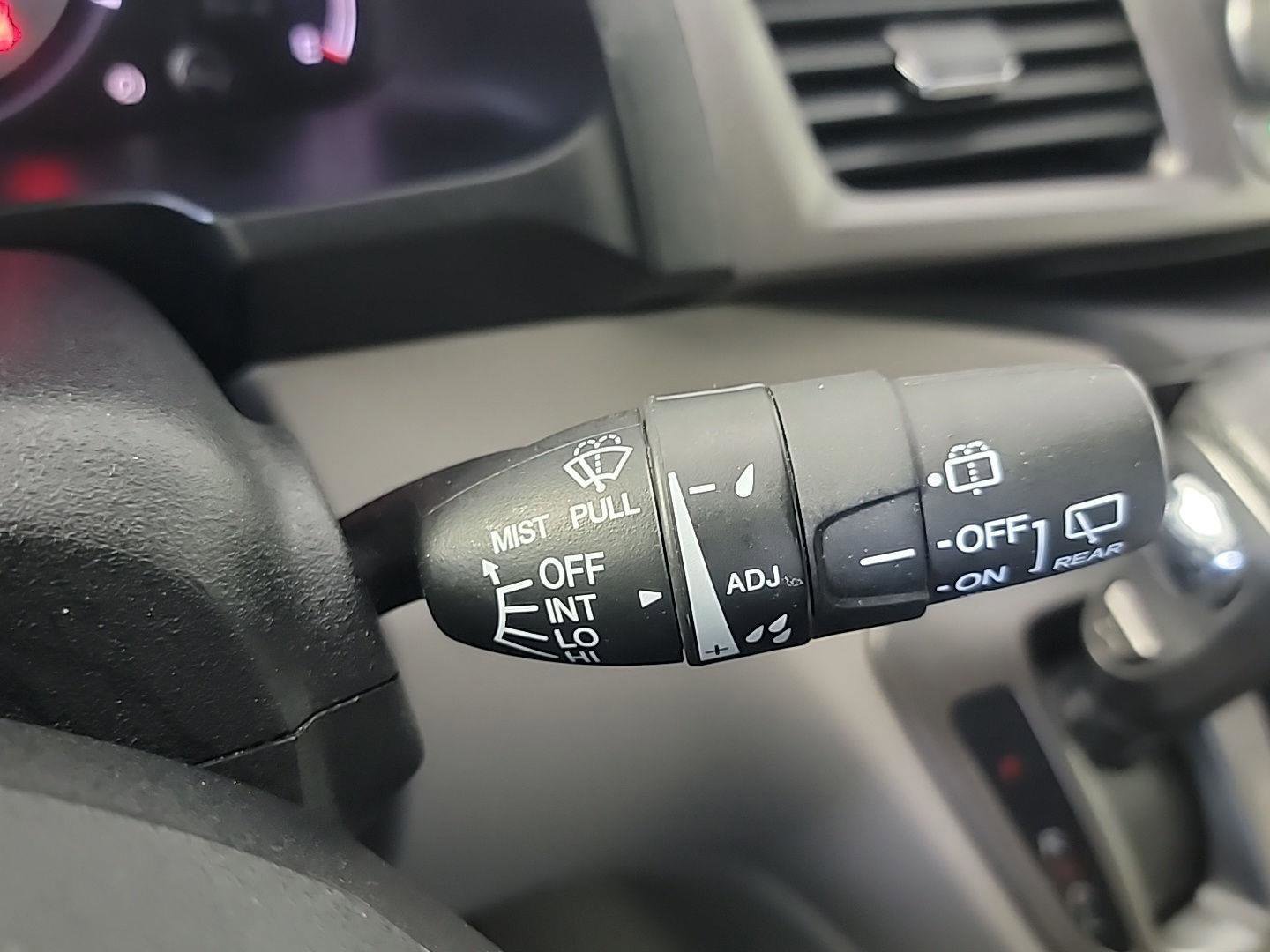 Used 2016 Honda Odyssey SE image 28