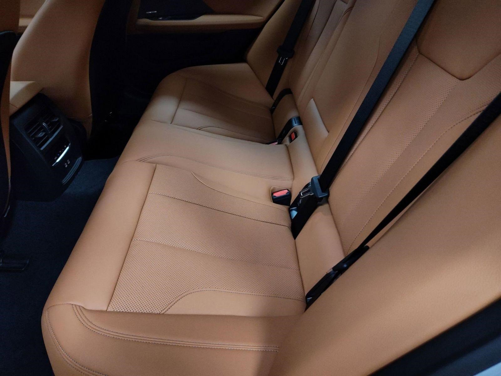 New 2026 BMW i4 M60 w/ M Carbon Exterior Package image 22