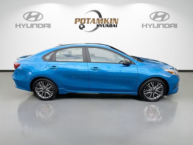 Used 2024 Kia Forte GT-Line w/ GT-Line Premium Package image 4