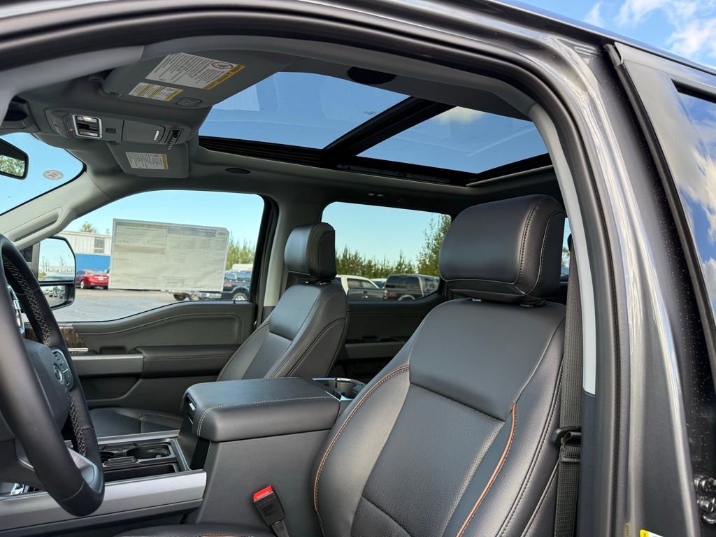 New 2026 Ford F350 Lariat image 29