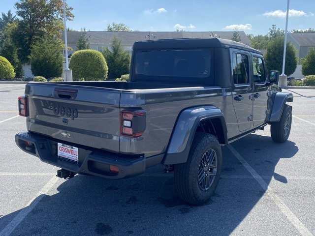 New 2025 Jeep Gladiator Sport image 8