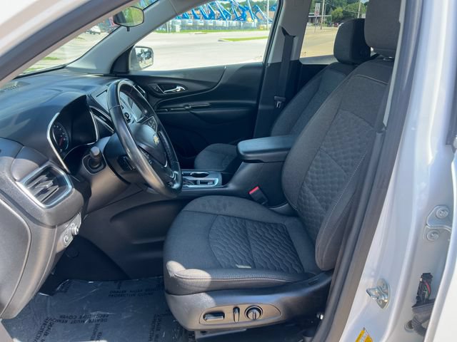 Used 2024 Chevrolet Equinox LT AWD/4WD image 11