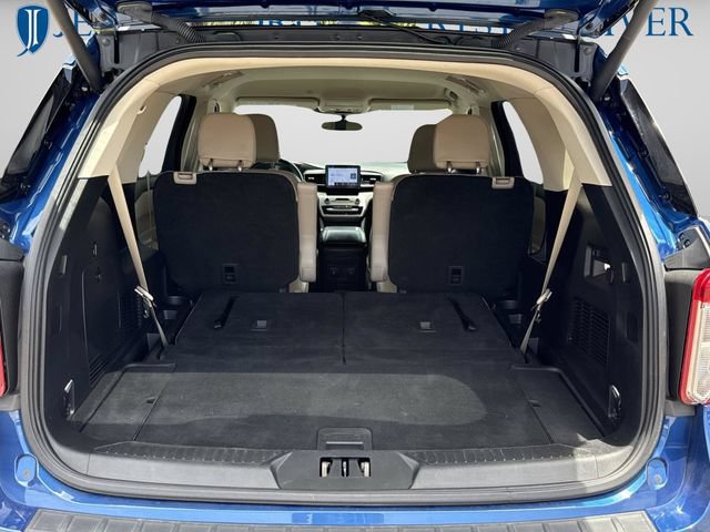 Used 2023 Ford Explorer XLT w/ Equipment Group 202A RWD image 17
