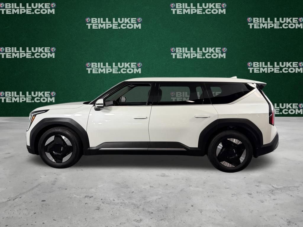 Used 2024 Kia EV9 Light Long Range image 10