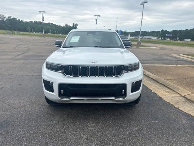 Used 2022 Jeep Grand Cherokee Overland RWD image 7