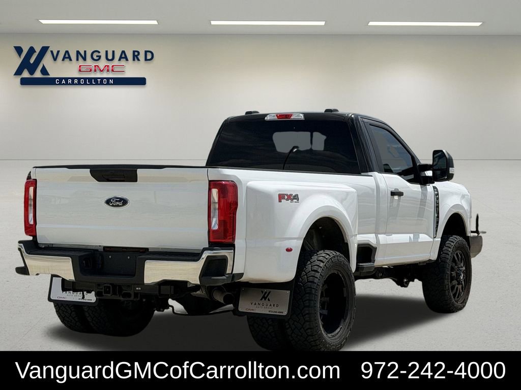 Used 2025 Ford F350 XLT w/ FX4 Off-Road Package AWD/4WD image 9