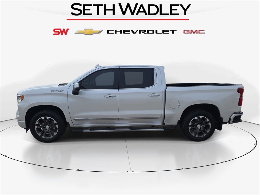 Used 2024 Chevrolet Silverado 1500 High Country w/ Technology Package image 4