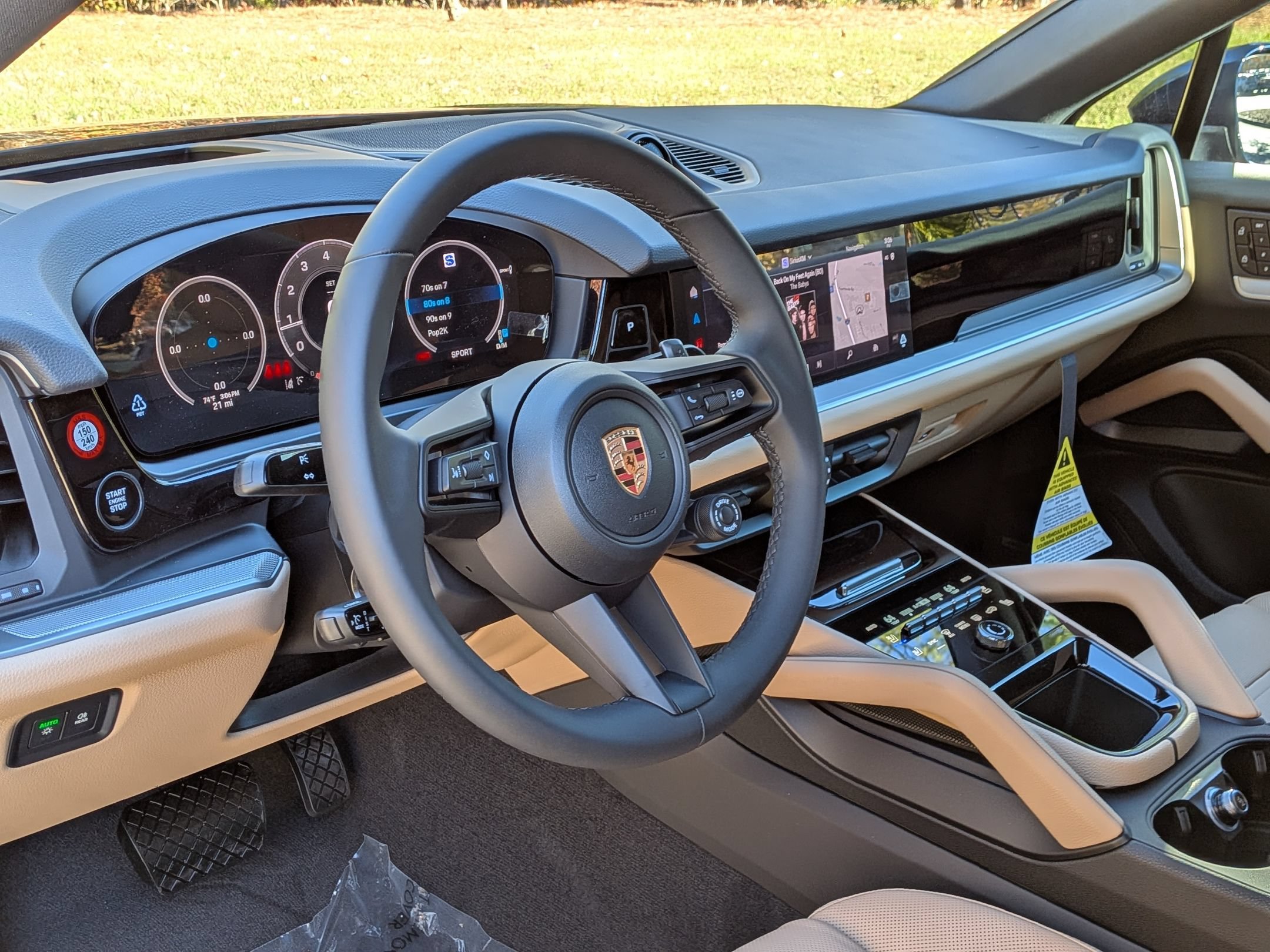 New 2026 Porsche Cayenne Coupe AWD/4WD image 4