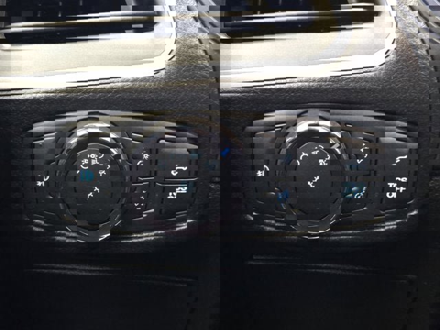 Used 2022 Ford Edge ST-Line w/ Class II Trailer Tow Package image 27